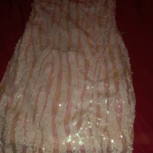 3 beautiful dresses all name brand guess size small